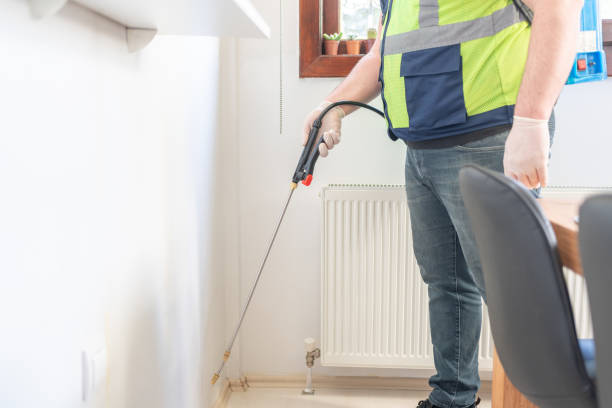 Best Wildlife Control Services  in Velva, ND